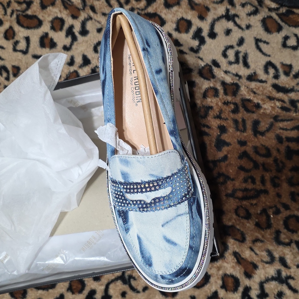 Cape Robbin Women's Distressed Denim Loafers
